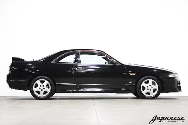 1996 Nissan Skyline JDM car for sale — photo 5 of 25