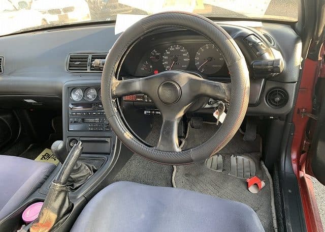 1992 Nissan Skyline JDM car for sale — photo 7 of 25