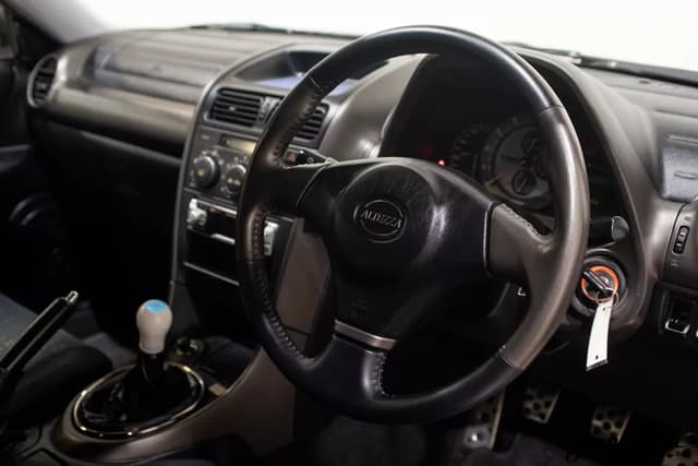 1999 Toyota Altezza JDM car for sale — photo 12 of 25