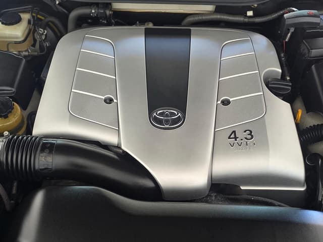 2000 Toyota Celsior JDM car for sale — photo 2 of 25