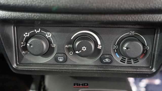 2001 Mitsubishi Lancer Evolution JDM car for sale — photo 17 of 25
