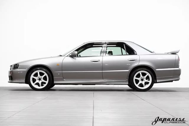 1999 Nissan Skyline JDM car for sale — photo 4 of 25