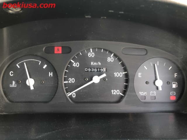 1996 Mazda Scrum JDM car for sale — photo 17 of 21