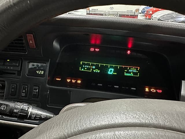 1994 Toyota HiAce JDM car for sale — photo 13 of 16
