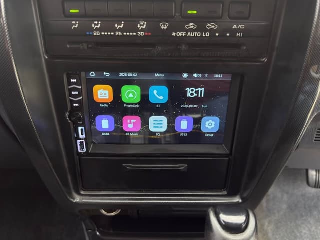 1995 Toyota Hilux Surf JDM car for sale — photo 16 of 19