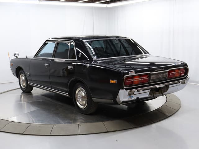 1974 Nissan Cedric JDM car for sale — photo 5 of 25