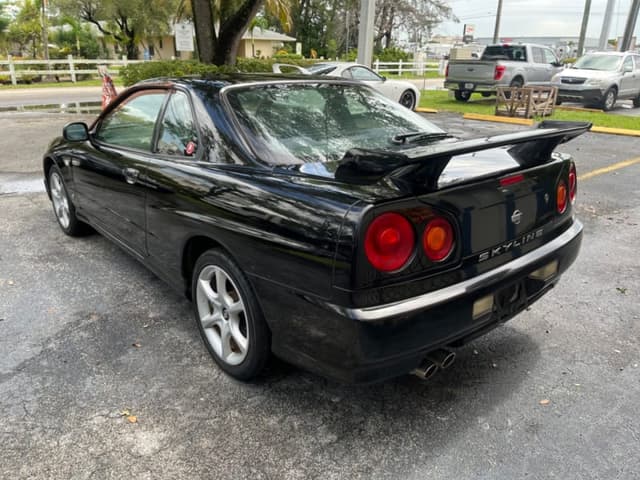 1998 Nissan Skyline JDM car for sale — photo 5 of 17
