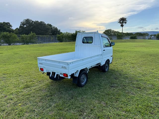 1998 Mitsubishi Minicab JDM car for sale — photo 10 of 25
