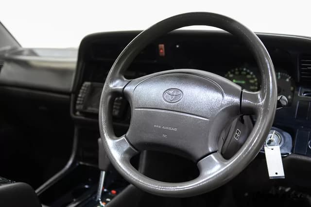 1995 Toyota HiAce JDM car for sale — photo 14 of 25