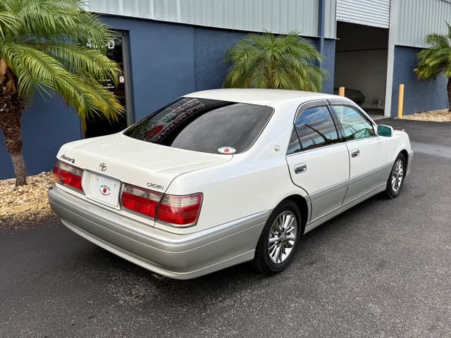 1999 Toyota Crown JDM car for sale — photo 6 of 21