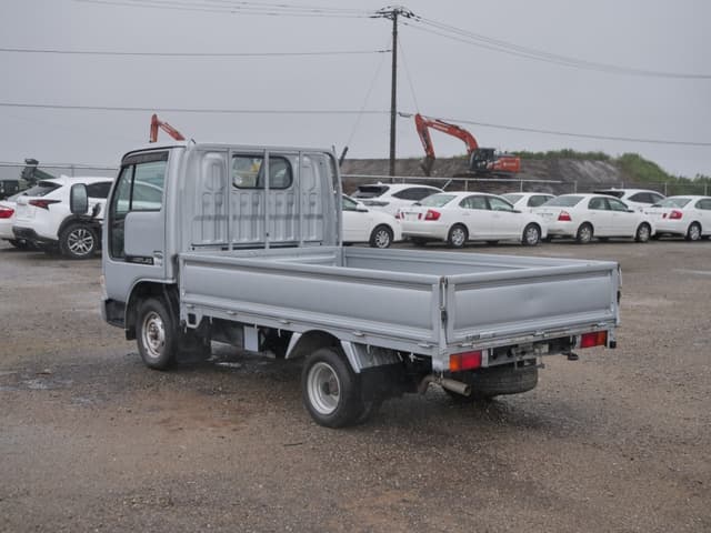 2002 Nissan Atlas JDM car for sale — photo 7 of 25