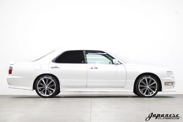 1996 Nissan Gloria JDM car for sale — photo 5 of 25