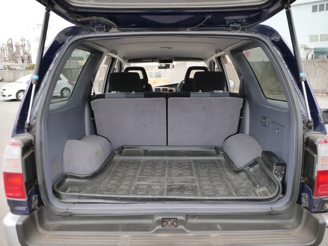 1996 Toyota Hilux Surf JDM car for sale — photo 20 of 21