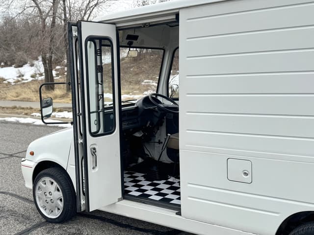 1992 Daihatsu JDM car for sale — photo 3 of 13