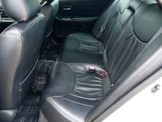 1999 Toyota Altezza JDM car for sale — photo 12 of 17