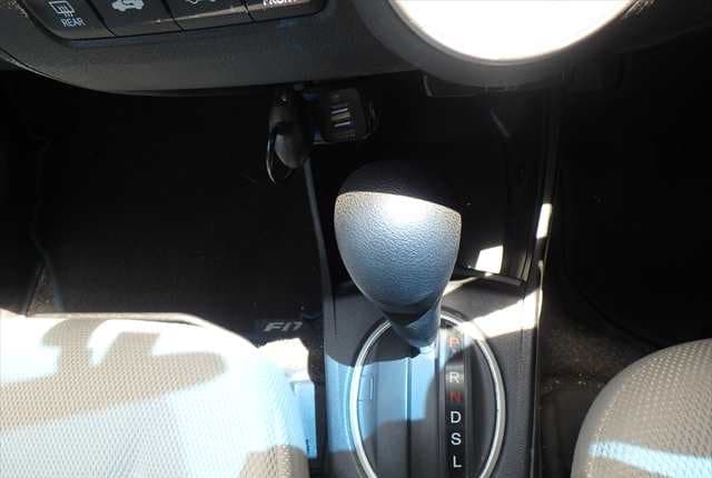 2011 Honda Fit JDM car for sale — photo 14 of 25