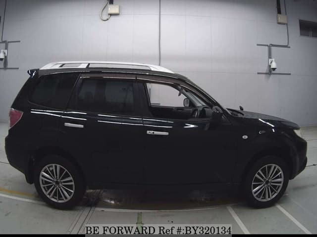 2010 Subaru Forester JDM car for sale — photo 4 of 8