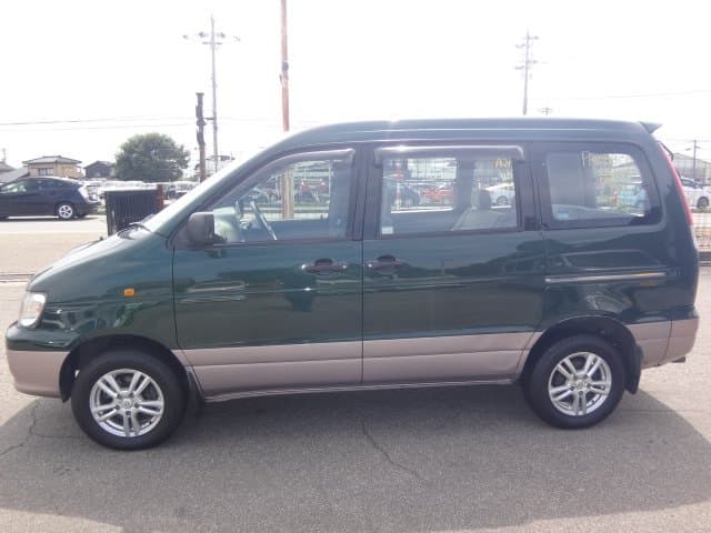 1999 Toyota Townace JDM car for sale — photo 5 of 21