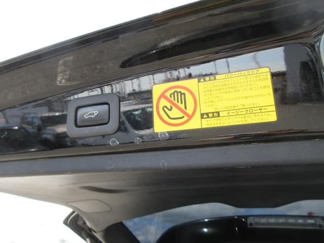 2012 Toyota Estima JDM car for sale — photo 24 of 25
