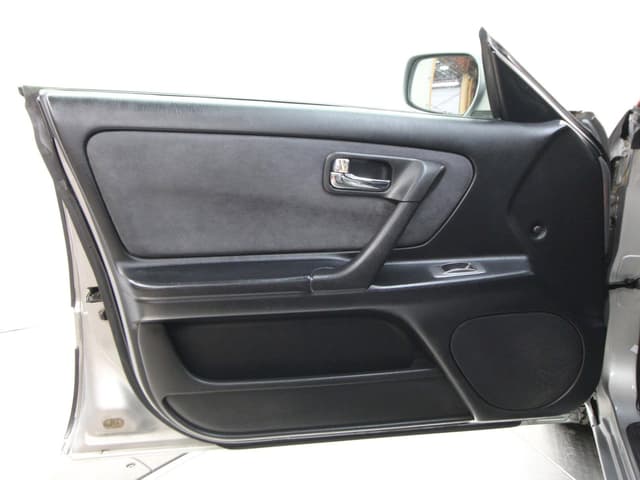 1997 Nissan Stagea JDM car for sale — photo 21 of 25