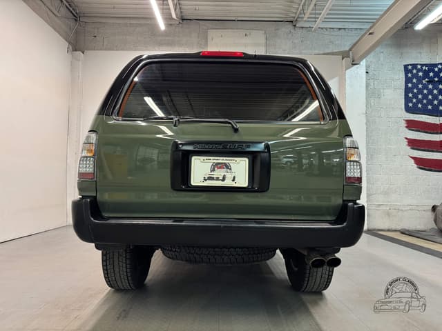 1997 Toyota Hilux Surf JDM car for sale — photo 18 of 25