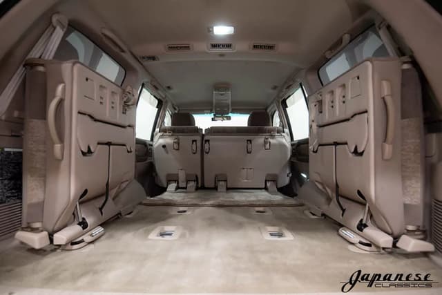 2000 Toyota Land Cruiser JDM car for sale — photo 24 of 25