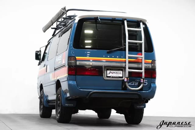 1996 Toyota HiAce JDM car for sale — photo 5 of 25