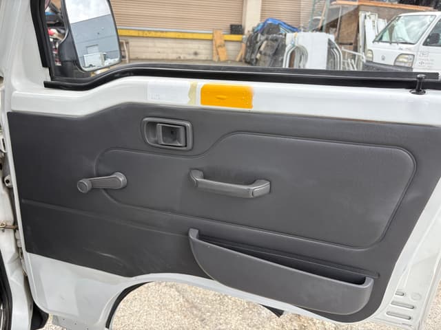 1995 Daihatsu Hijet JDM car for sale — photo 13 of 25