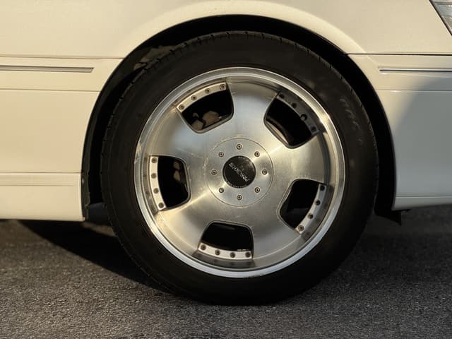 2000 Toyota Crown JDM car for sale — photo 15 of 24
