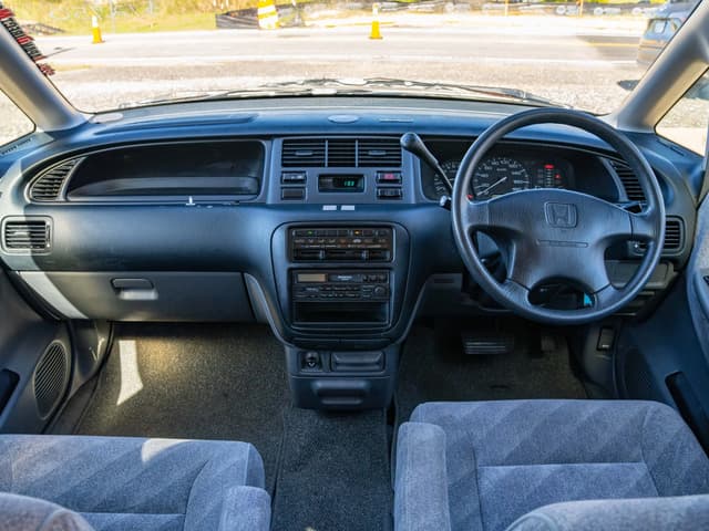 1998 Honda Odyssey JDM car for sale — photo 11 of 19