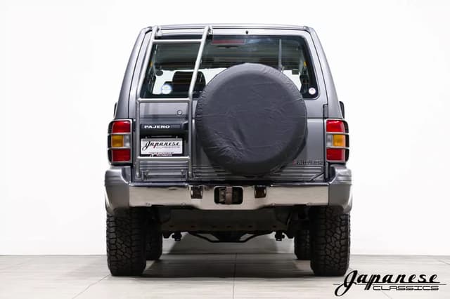 1997 Mitsubishi Pajero JDM car for sale — photo 7 of 25