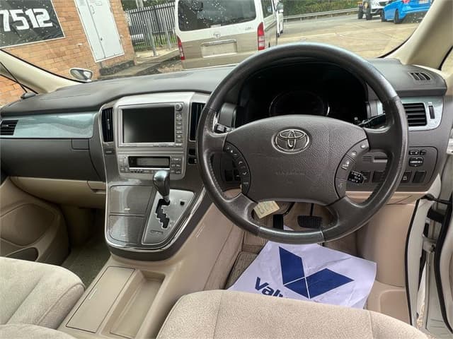 2007 Toyota Alphard JDM car for sale — photo 13 of 18