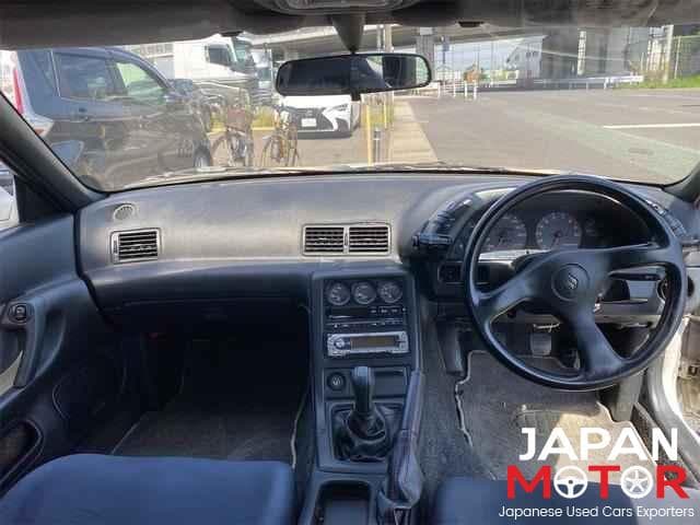 1993 Nissan Skyline JDM car for sale — photo 6 of 10