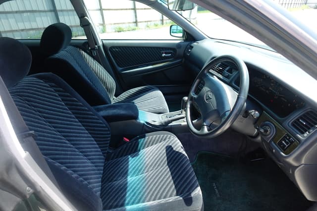 1998 Toyota Chaser JDM car for sale — photo 13 of 17