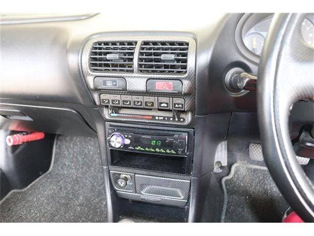 1999 Honda Integra JDM car for sale — photo 15 of 20