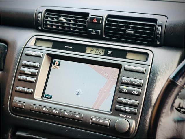 2003 Toyota Crown JDM car for sale — photo 19 of 25