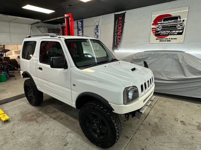 1999 Suzuki Jimny JDM car for sale — photo 16 of 25