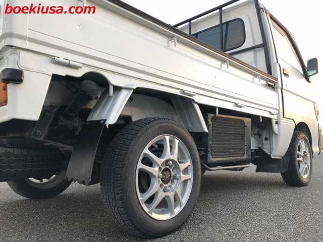 1996 Daihatsu Hijet JDM car for sale — photo 6 of 20