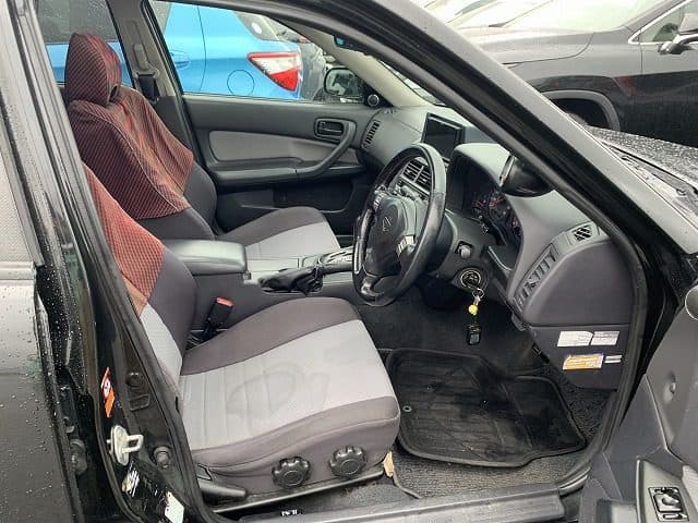 1998 Nissan Skyline JDM car for sale — photo 11 of 13
