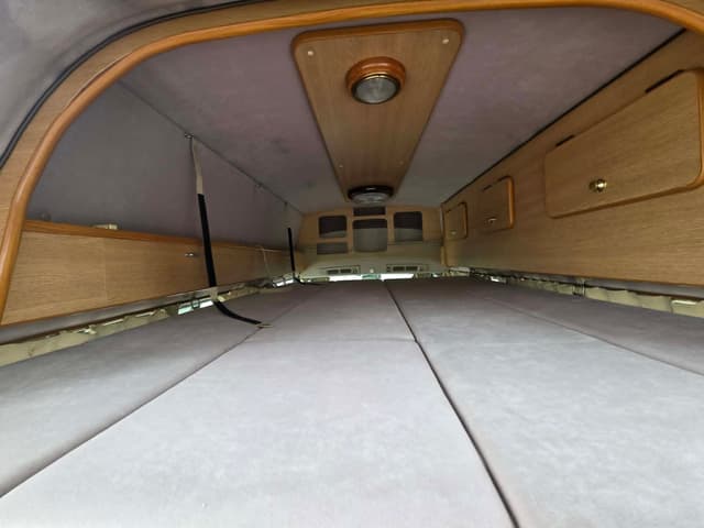 1999 Toyota Grand Hiace JDM car for sale — photo 15 of 15