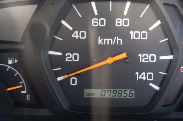 2000 Mitsubishi Minicab JDM car for sale — photo 13 of 18