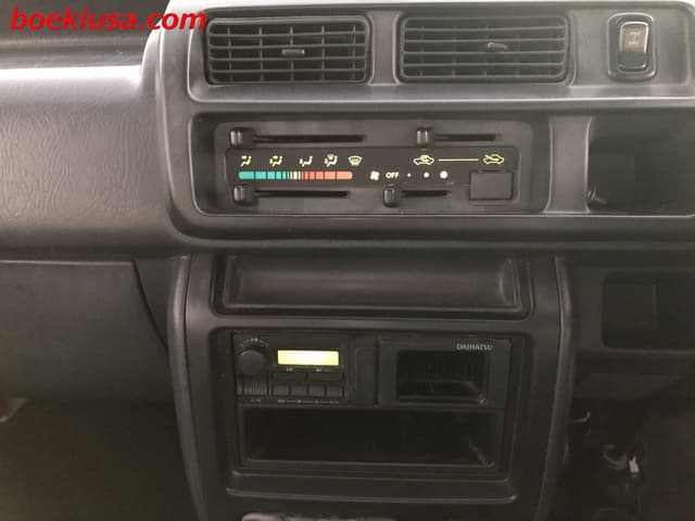 1999 Daihatsu Hijet JDM car for sale — photo 17 of 22