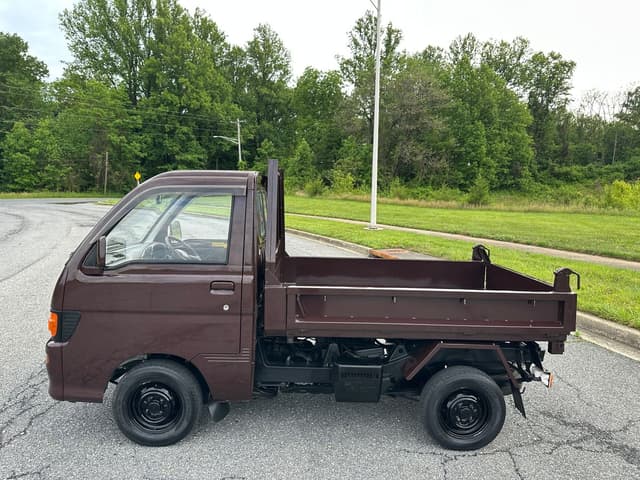 1995 Daihatsu Hijet JDM car for sale — photo 3 of 20