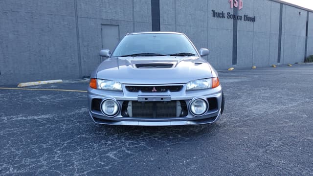 1996 Mitsubishi Lancer Evolution JDM car for sale — photo 2 of 12