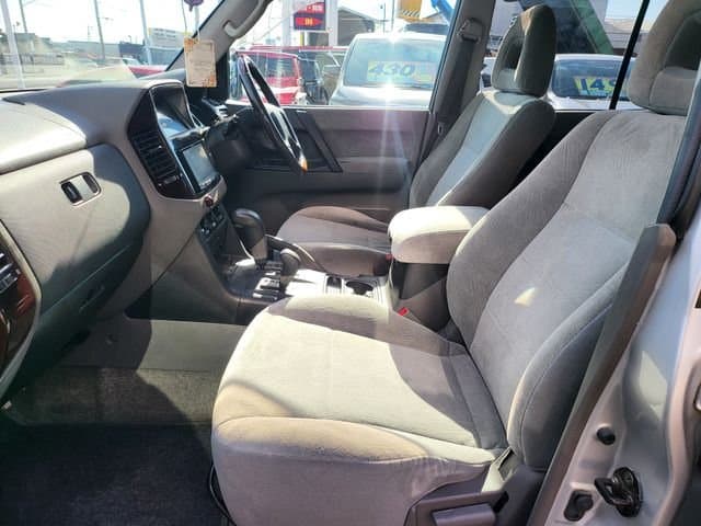 2000 Mitsubishi Pajero JDM car for sale — photo 18 of 20