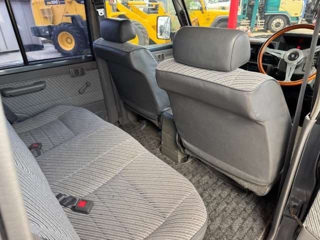 1992 Toyota Land Cruiser JDM car for sale — photo 8 of 25