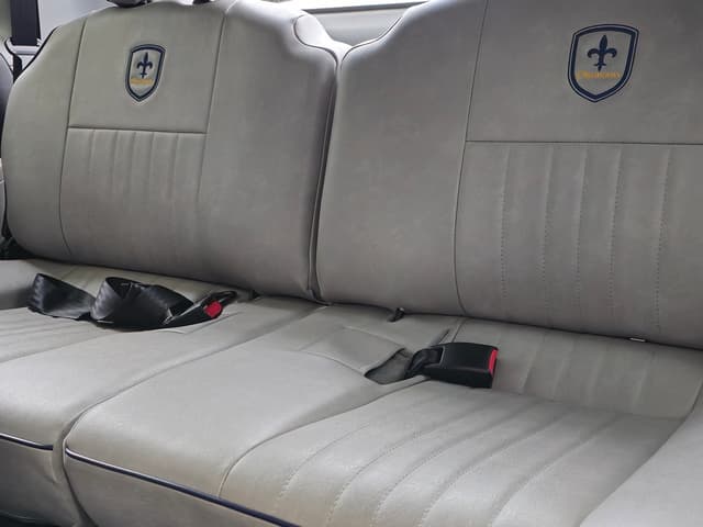 1999 Mitsubishi Delica JDM car for sale — photo 18 of 25