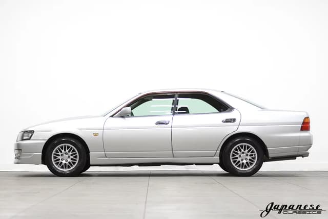 1997 Nissan Laurel JDM car for sale — photo 4 of 25