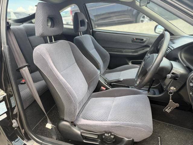 1995 Honda Integra JDM car for sale — photo 13 of 20