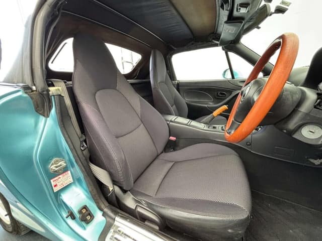 2000 Mazda Roadster (Eunos Roadster / MX-5) JDM car for sale — photo 15 of 25